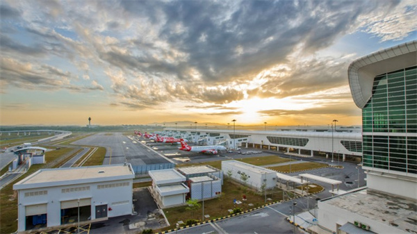 1692955302964657.jpg 640 (1).jpg